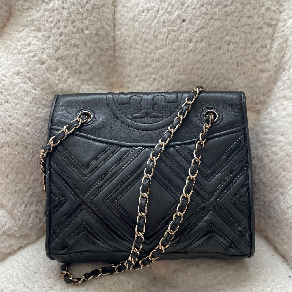Tory Burch Fleming Shoulder Bag
